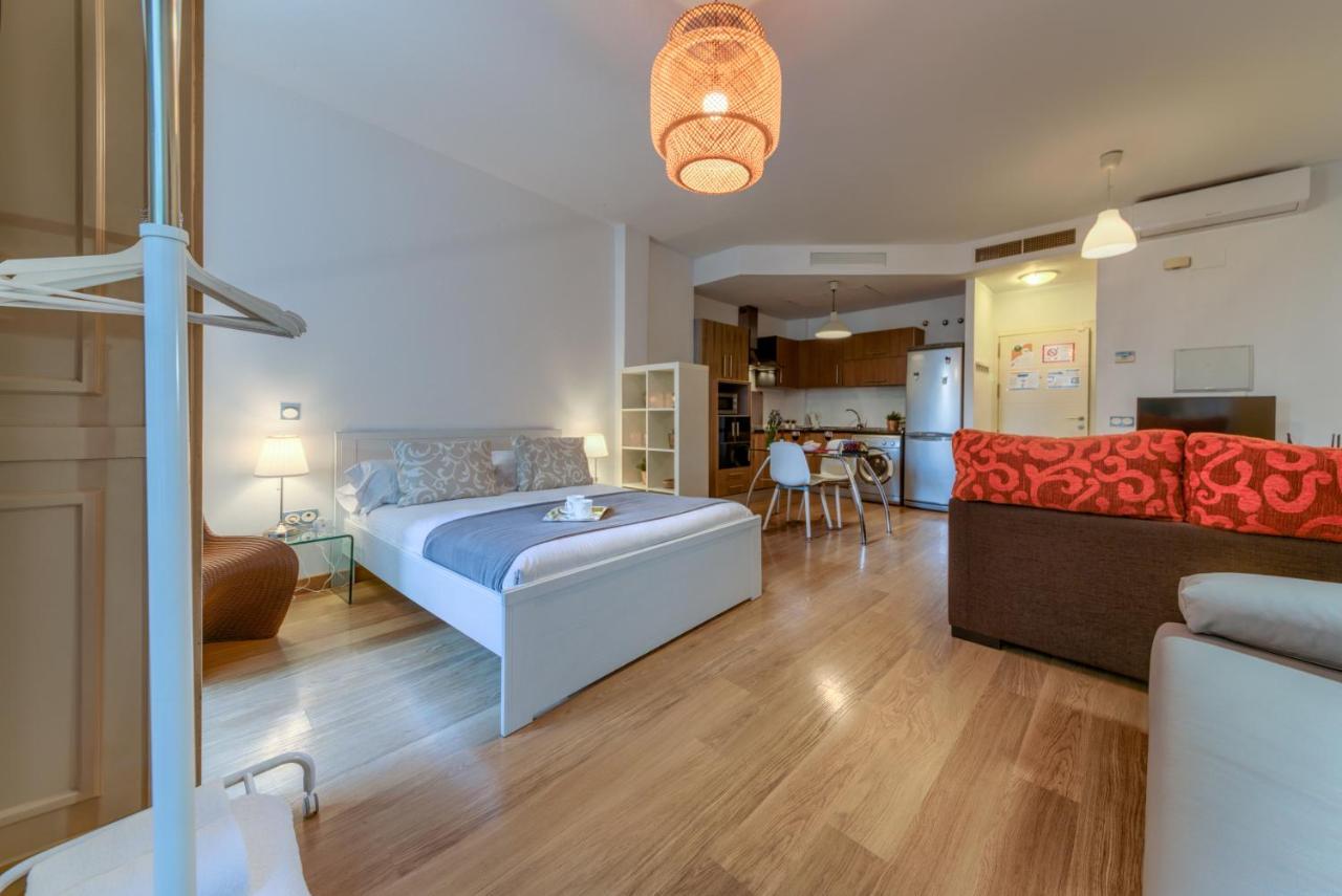 Lyrioshomes Apartamento Estudio La Biznaga Màlaga Exteriér fotografie